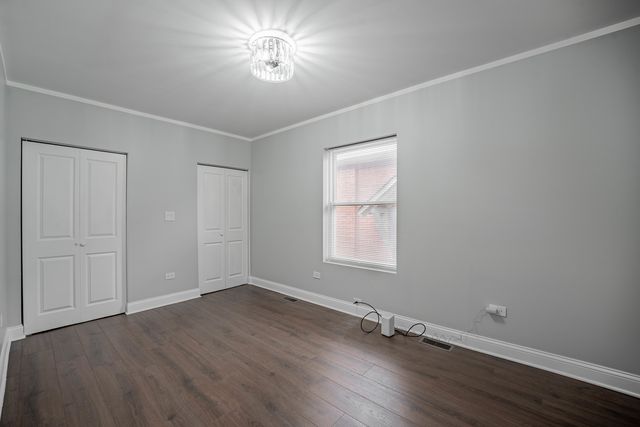 7715 S Oglesby Avenue, Chicago, IL 60649