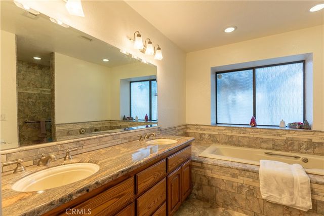 4255 Conestoga Drive, Lancaster, CA 93536