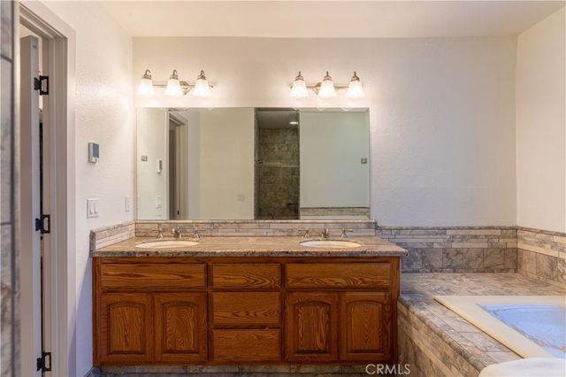 4255 Conestoga Drive, Lancaster, CA 93536