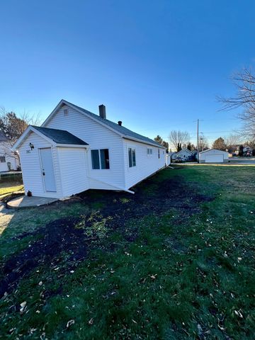 245 2nd Avenue, Calumet, MN 55716