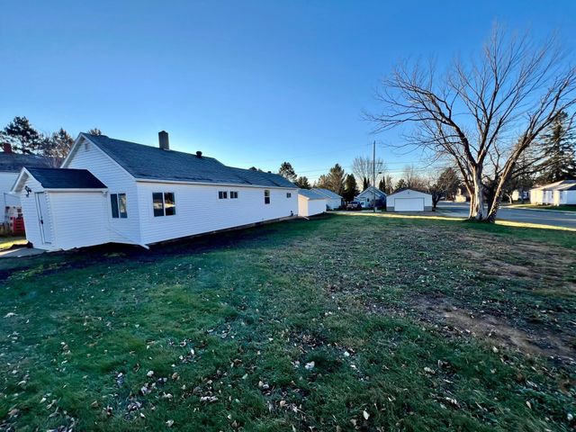 245 2nd Avenue, Calumet, MN 55716