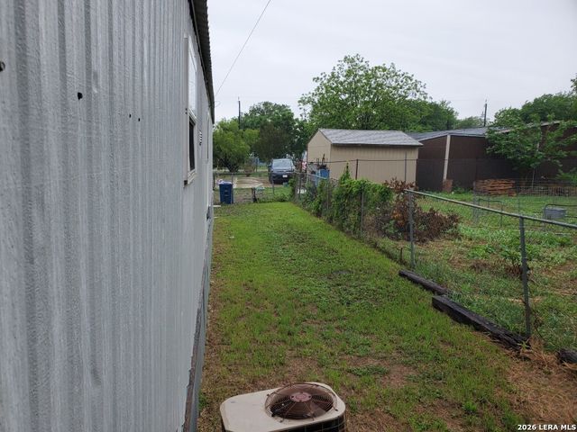 9264 Kilgore Dr, Converse, TX 78109