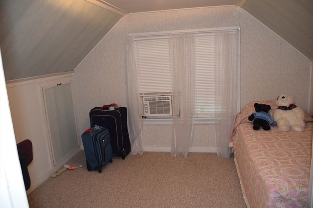62 Balfour Drive, Springfield, MA 01118