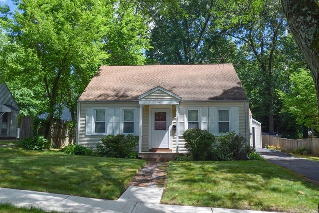 62 Balfour Drive, Springfield, MA 01118