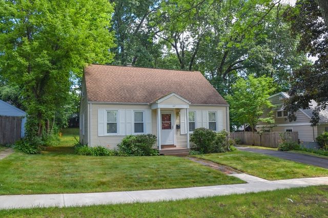 62 Balfour Drive, Springfield, MA 01118