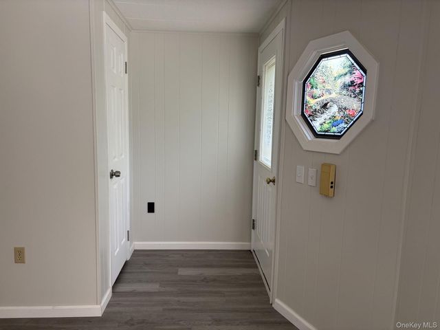 101 West Lane 20B Witt Lane, Riverhead, NY 11901