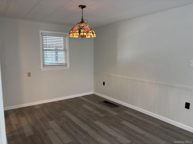 101 West Lane 20B Witt Lane, Riverhead, NY 11901