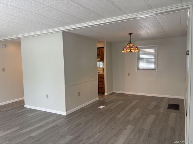 101 West Lane 20B Witt Lane, Riverhead, NY 11901