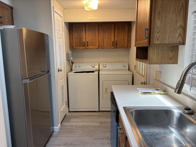 101 West Lane 20B Witt Lane, Riverhead, NY 11901