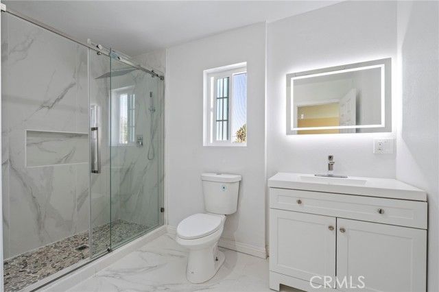 16511 Halsey, Granada Hills (los Angeles), CA 91344