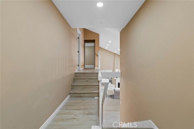 16511 Halsey, Granada Hills (los Angeles), CA 91344