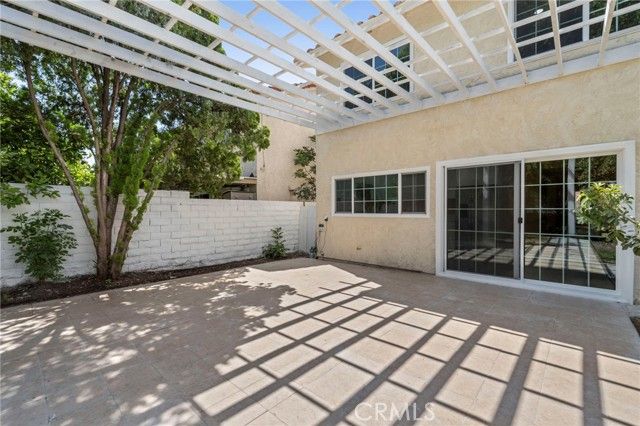 16511 Halsey, Granada Hills (los Angeles), CA 91344