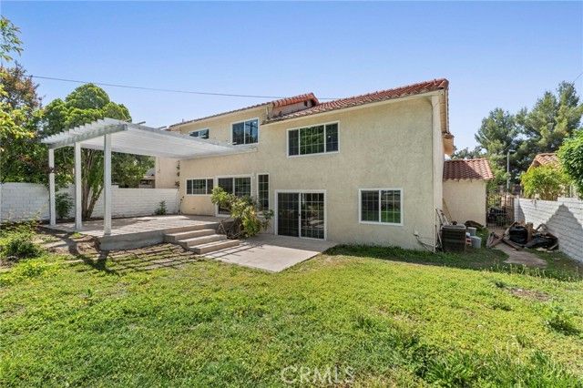 16511 Halsey, Granada Hills (los Angeles), CA 91344