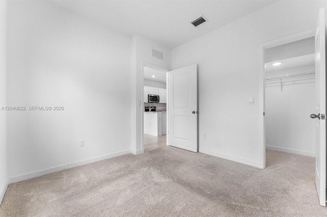 4825 Dillion St, Lake Worth, FL 33463
