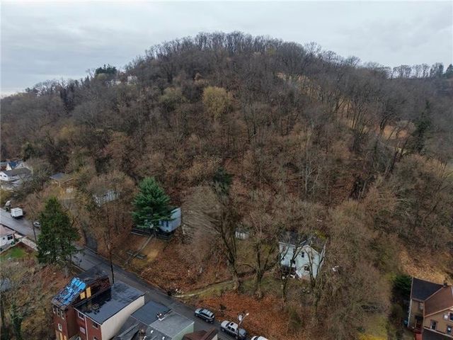 731 Stanton Ave, Millvale, PA 15209