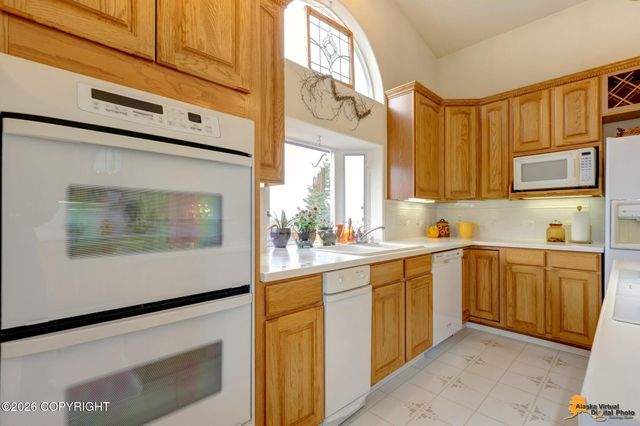 10100 Zermatt Circle, Anchorage, AK 99507