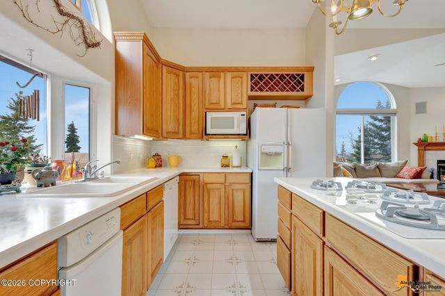 10100 Zermatt Circle, Anchorage, AK 99507