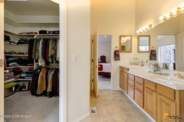 10100 Zermatt Circle, Anchorage, AK 99507