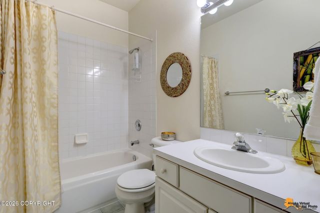 10100 Zermatt Circle, Anchorage, AK 99507