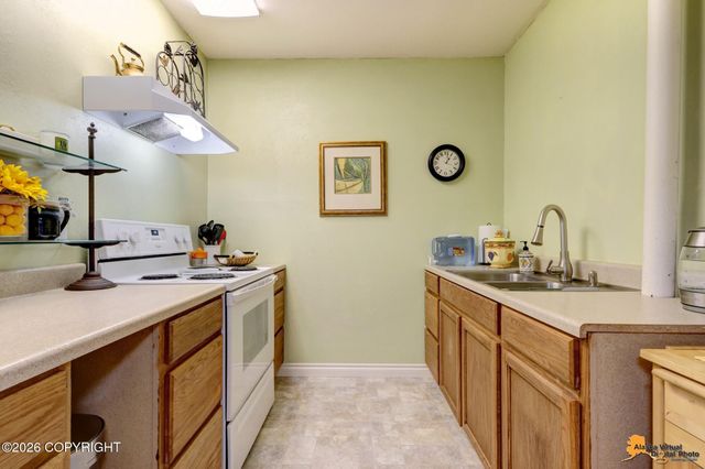 10100 Zermatt Circle, Anchorage, AK 99507