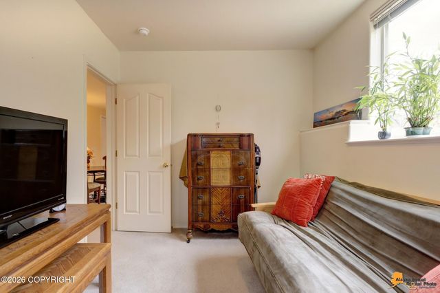 10100 Zermatt Circle, Anchorage, AK 99507