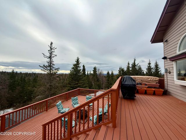 10100 Zermatt Circle, Anchorage, AK 99507