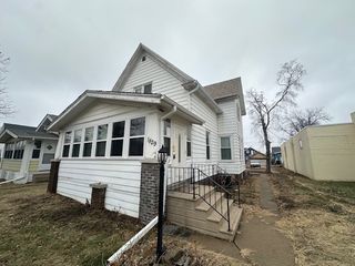 1829 J Street SW, Cedar Rapids, IA 52404