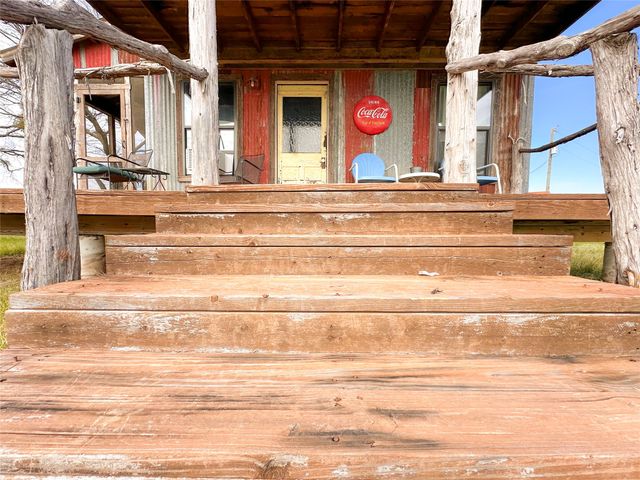 236 HCR 2215, Aquilla, TX 76622