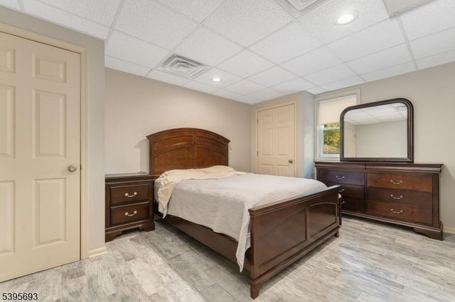 324 Tunnel Rd, Bethlehem Twp., NJ 08802