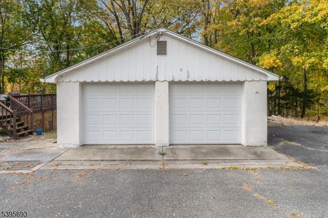 324 Tunnel Rd, Bethlehem Twp., NJ 08802