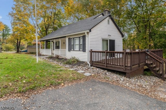 324 Tunnel Rd, Bethlehem Twp., NJ 08802