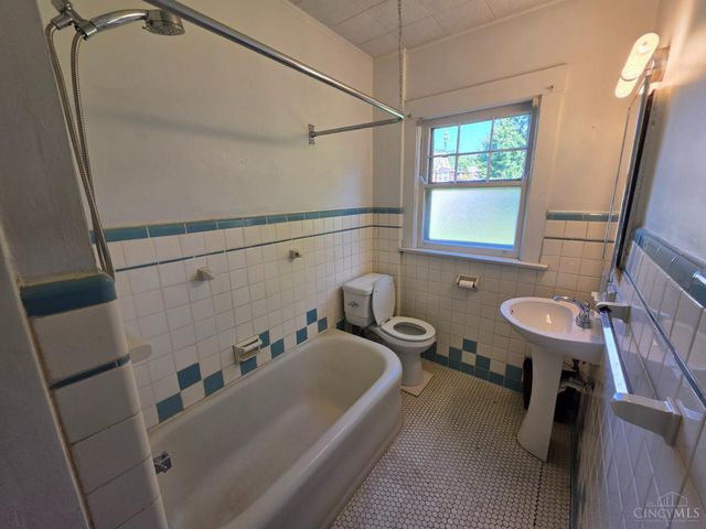 1614 Springlawn Avenue, Cincinnati, OH 45223