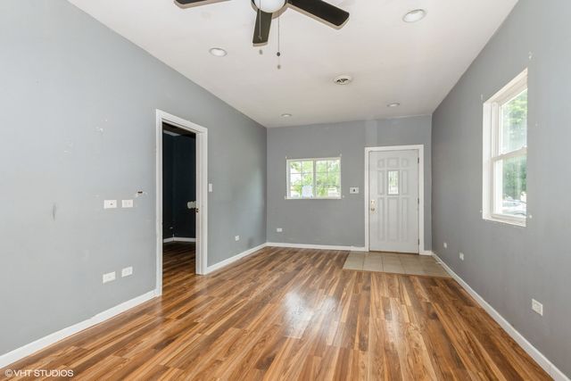 606 Florence Avenue, Joliet, IL 60433