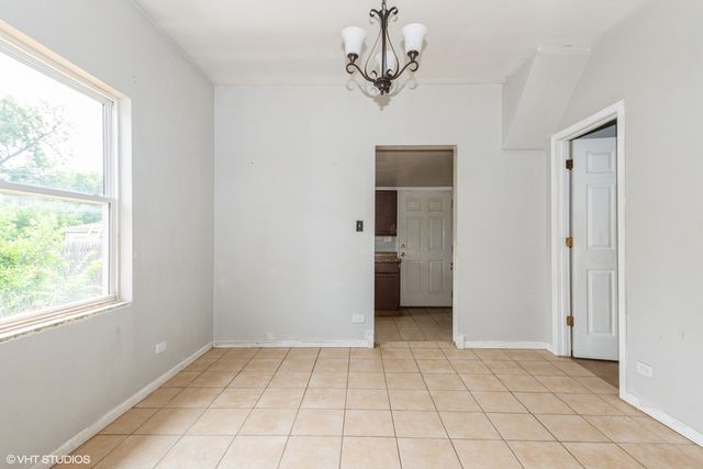 606 Florence Avenue, Joliet, IL 60433