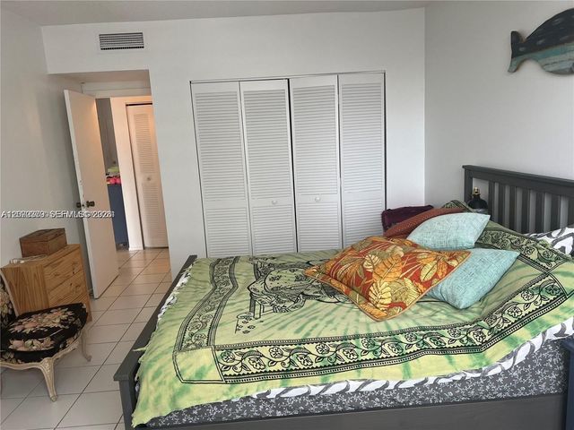 1965 S Ocean Drive 12C, Hallandale Beach, FL 33009