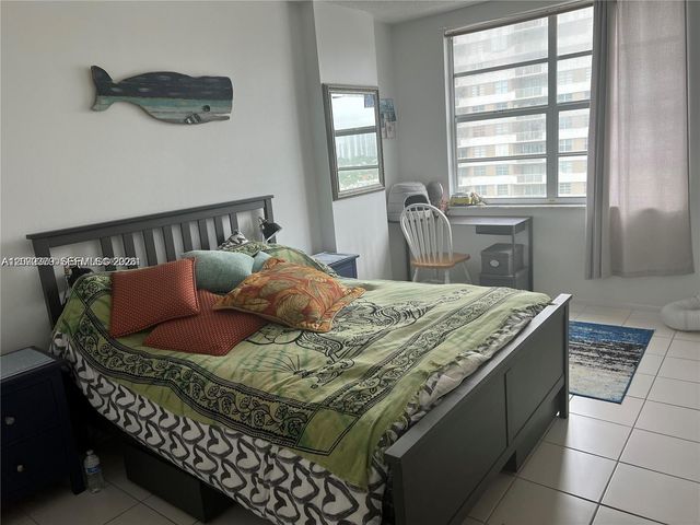 1965 S Ocean Drive 12C, Hallandale Beach, FL 33009