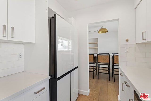 1525 N Hayworth Avenue 302, Los Angeles, CA 90046