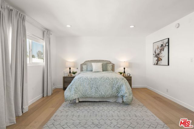 1525 N Hayworth Avenue 302, Los Angeles, CA 90046