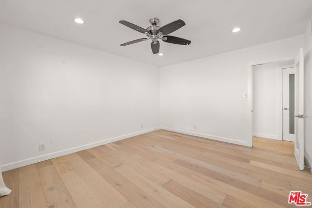 1525 N Hayworth Avenue 302, Los Angeles, CA 90046