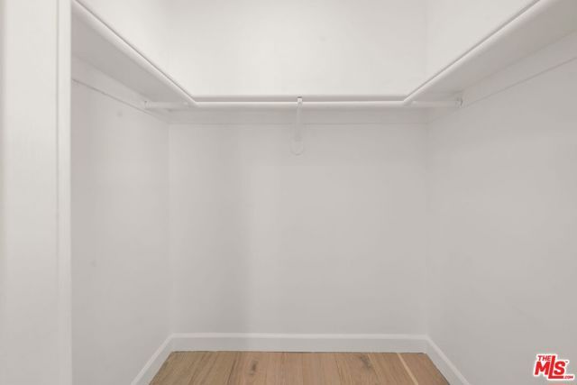 1525 N Hayworth Avenue 302, Los Angeles, CA 90046