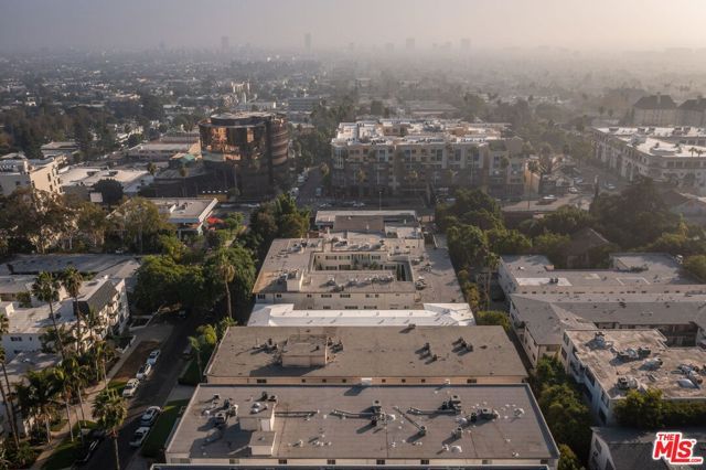 1525 N Hayworth Avenue 302, Los Angeles, CA 90046