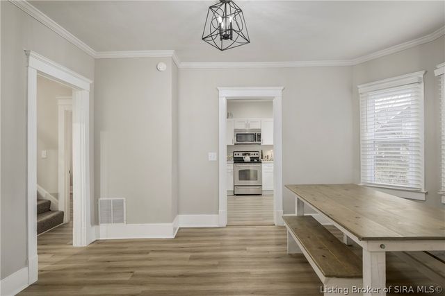 629 Mechanic Street, Jeffersonville, IN 47130