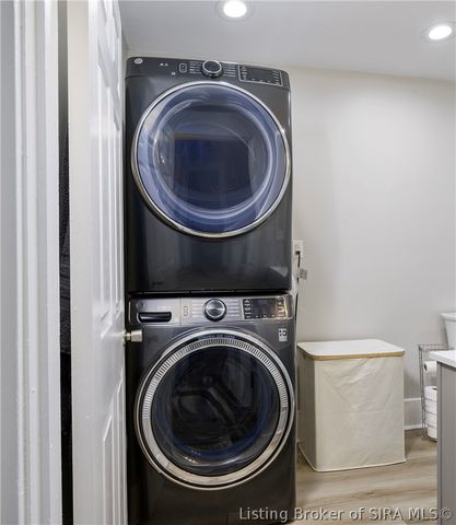 629 Mechanic Street, Jeffersonville, IN 47130