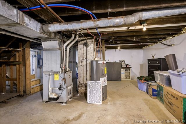 629 Mechanic Street, Jeffersonville, IN 47130