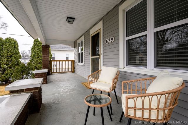 629 Mechanic Street, Jeffersonville, IN 47130