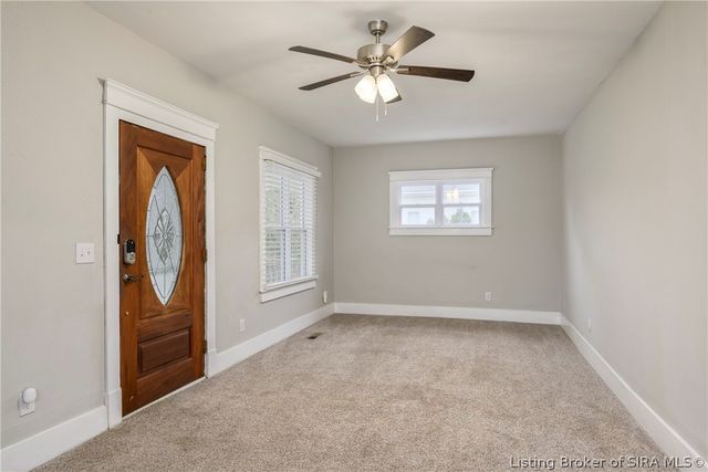 629 Mechanic Street, Jeffersonville, IN 47130