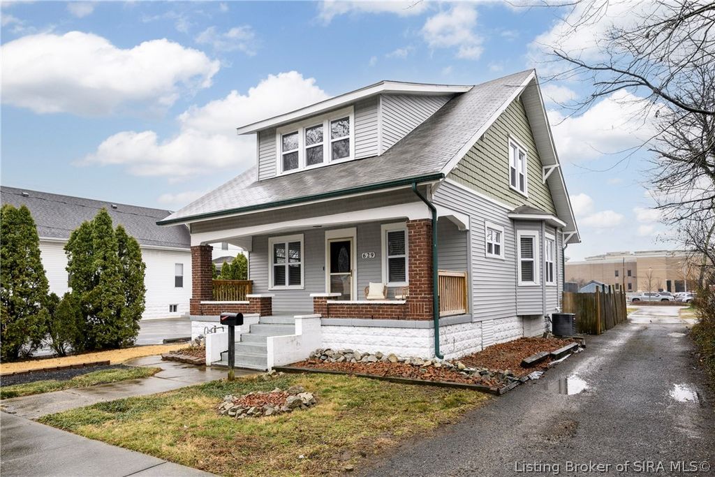 629 Mechanic Street, Jeffersonville, IN 47130