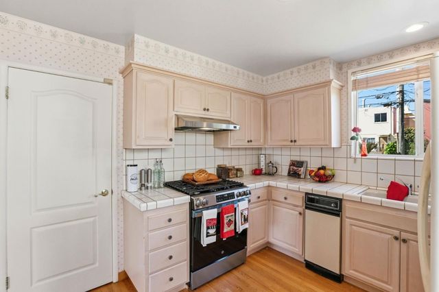 48 Park Manor Drive, Daly City, CA 94015