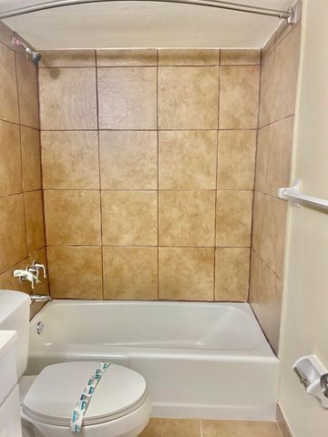 2303 S Federal Highway 1, Boynton Beach, FL 33435