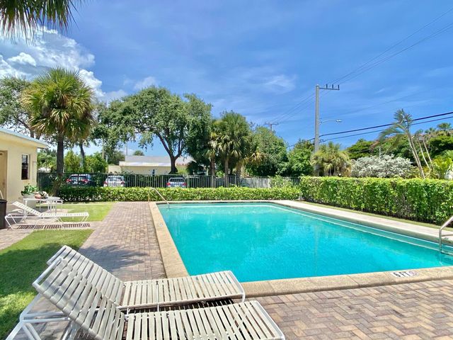 2303 S Federal Highway 1, Boynton Beach, FL 33435